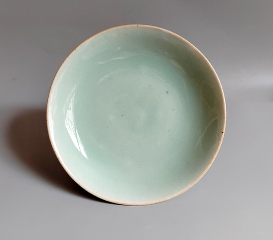 古玩陶瓷豆青釉盤真品鑒賞圖