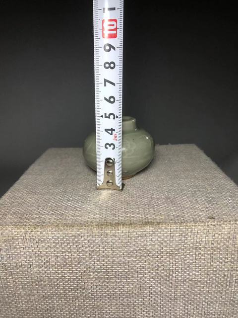 古玩陶瓷龍泉青瓷水盂真品鑒賞圖