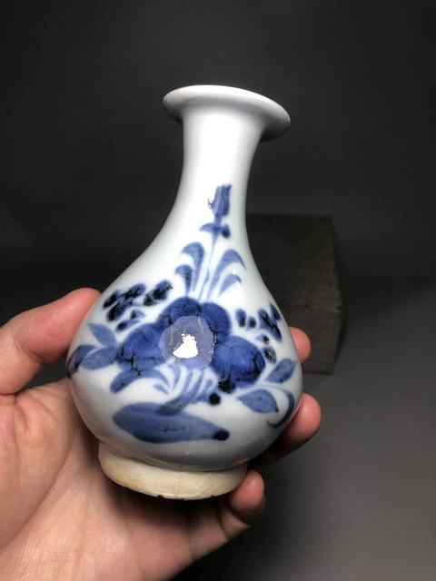 古玩陶瓷青花花卉紋玉壺春瓶真品鑒賞圖