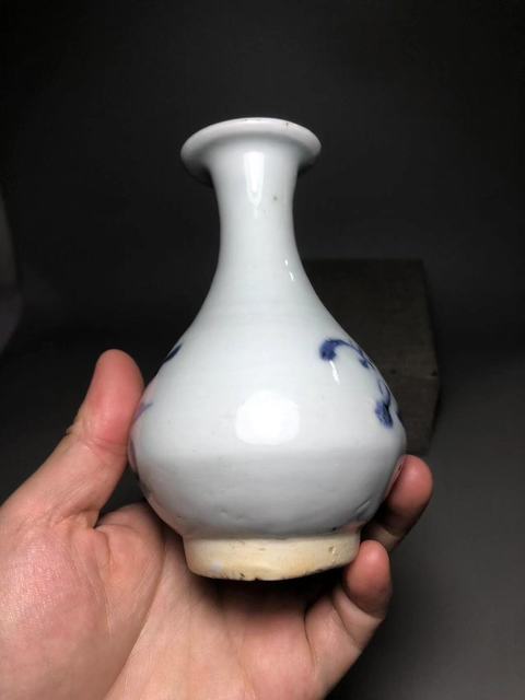古玩陶瓷青花花卉紋玉壺春瓶真品鑒賞圖