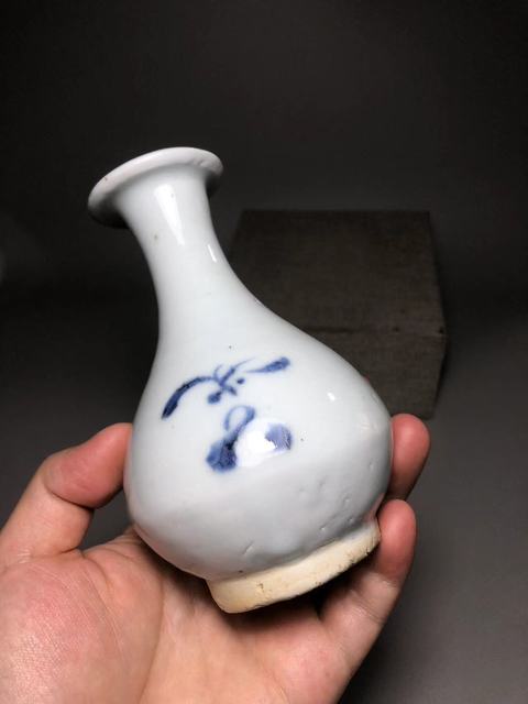古玩陶瓷青花花卉紋玉壺春瓶真品鑒賞圖