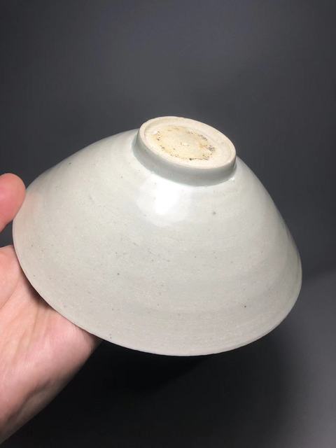 古玩陶瓷青白釉刻云氣紋斗笠碗真品鑒賞圖