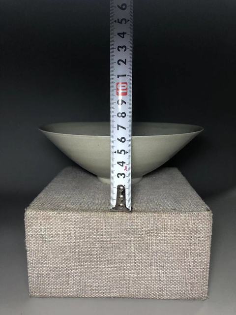 古玩陶瓷青白釉刻云氣紋斗笠碗真品鑒賞圖
