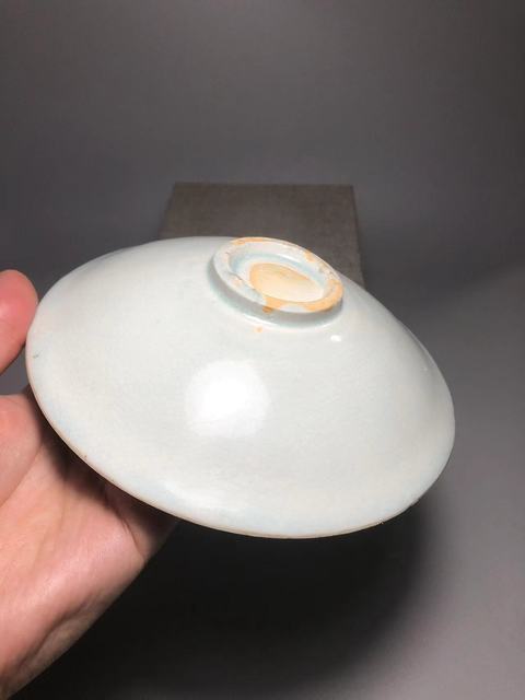 古玩陶瓷青白釉娃娃盤真品鑒賞圖