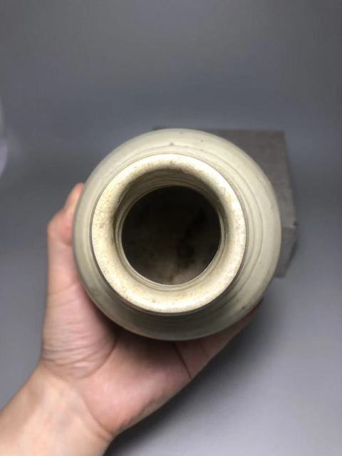 古玩陶瓷青白釉盤口瓶真品鑒賞圖