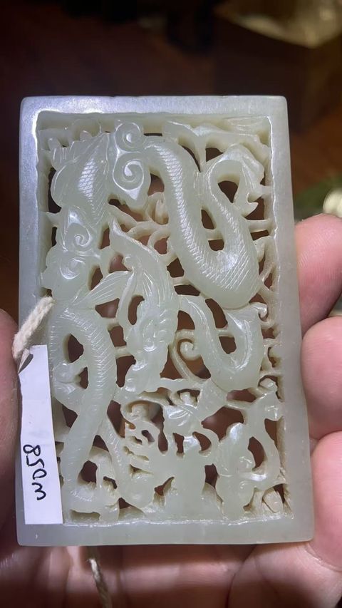 古玩玉器創(chuàng)匯·玉雕龍紋帶板 真品鑒賞圖