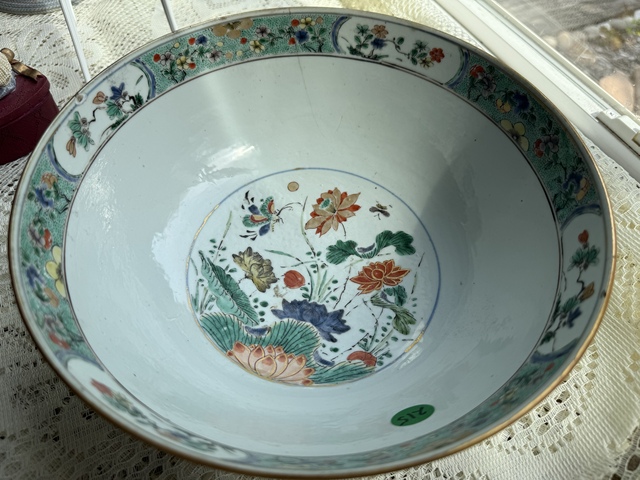 古玩陶瓷五彩碗真品鑒賞圖