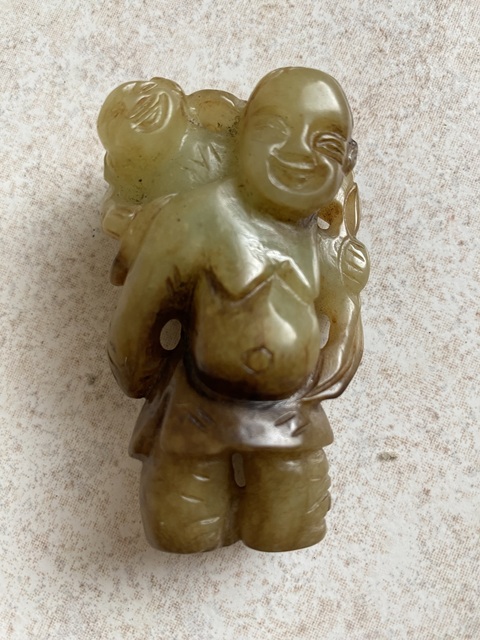 古玩玉器岫玉雕“佛公”擺件真品鑒賞圖
