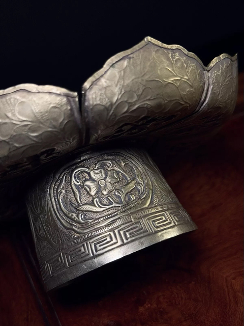 古玩雜項(xiàng)清代銀盞托真品鑒賞圖
