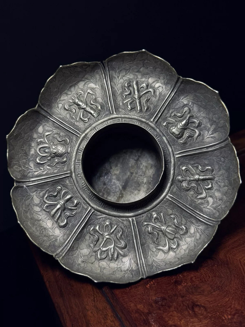 古玩雜項(xiàng)清代銀盞托真品鑒賞圖