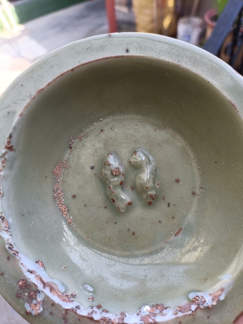古玩陶瓷龍泉窯蓮瓣雙魚洗真品鑒賞圖