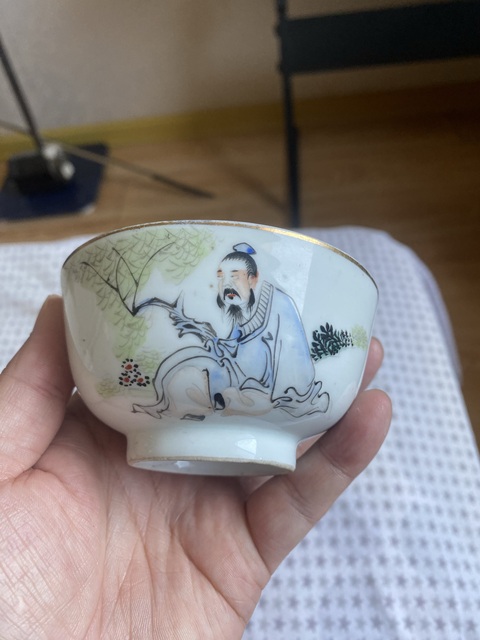 古玩陶瓷粉彩人物碗真品鑒賞圖