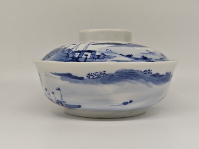 古玩陶瓷青花亭臺樓閣山水紋蓋碗拍賣,當(dāng)前價格4500元