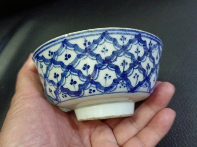 古玩陶瓷錦地紋青花碗真品鑒賞圖