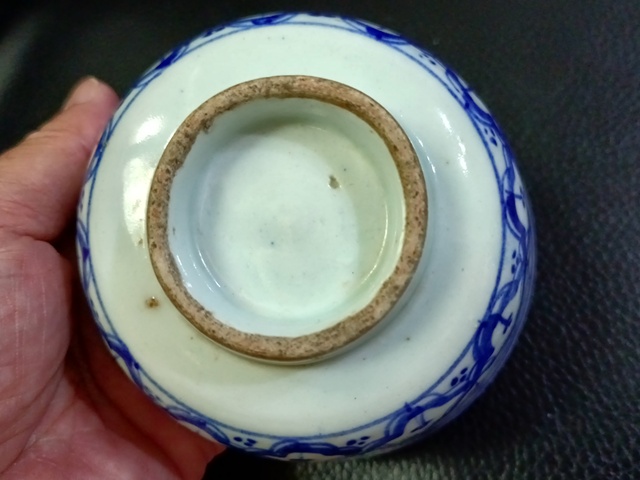 古玩陶瓷錦地紋青花碗真品鑒賞圖