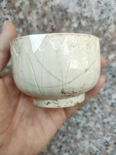 古玩陶瓷定窯白瓷刻仰蓮紋碗拍賣,當前價格1600元