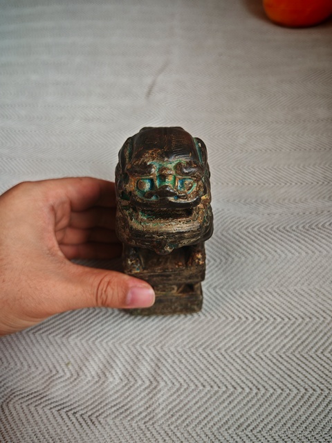 古玩雜項案臺頭獅子真品鑒賞圖