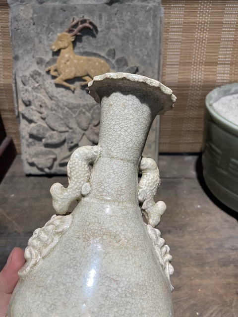古玩陶瓷影青雙耳瓶真品鑒賞圖