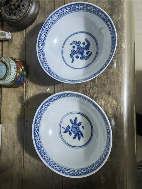 古玩陶瓷萬福攸同款馬紋青花碗真品鑒賞圖