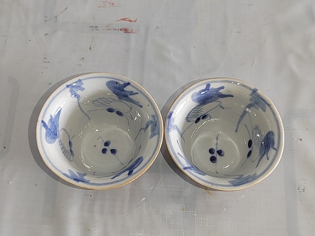 古玩陶瓷外紫金釉內青花杯真品鑒賞圖