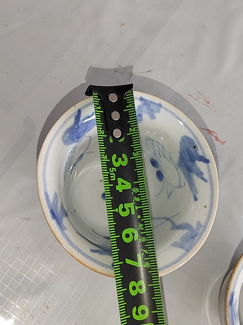 古玩陶瓷外紫金釉內青花杯真品鑒賞圖