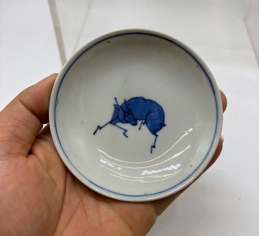 古玩陶瓷鹿紋青花盤真品鑒賞圖