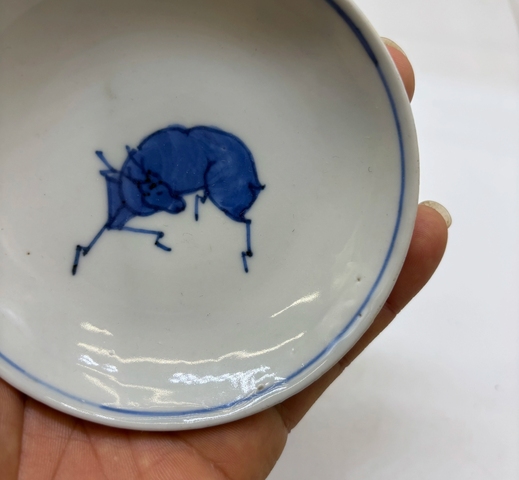 古玩陶瓷鹿紋青花盤真品鑒賞圖