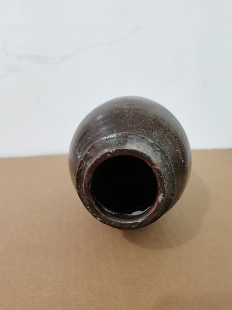 古玩陶瓷宣州窯醬釉韓瓶拍賣,當前價格0元