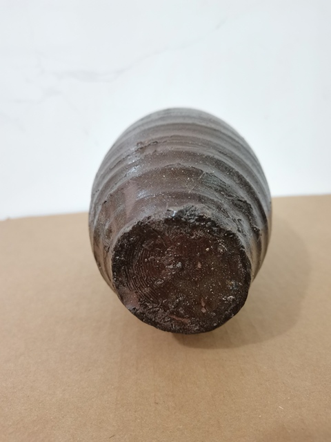 古玩陶瓷宣州窯醬釉韓瓶拍賣,當前價格0元