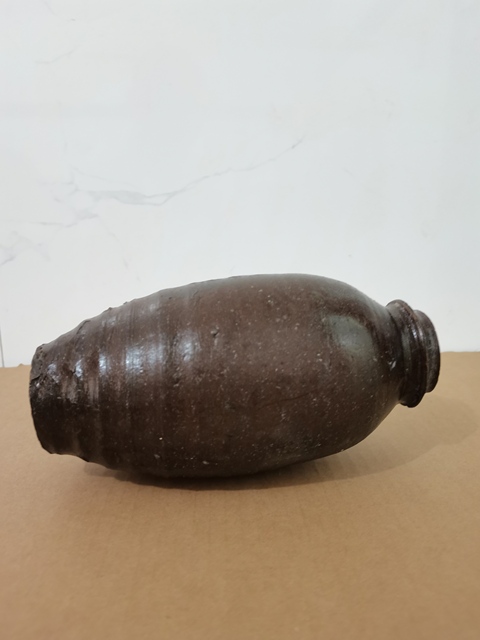 古玩陶瓷宣州窯醬釉韓瓶拍賣,當前價格0元