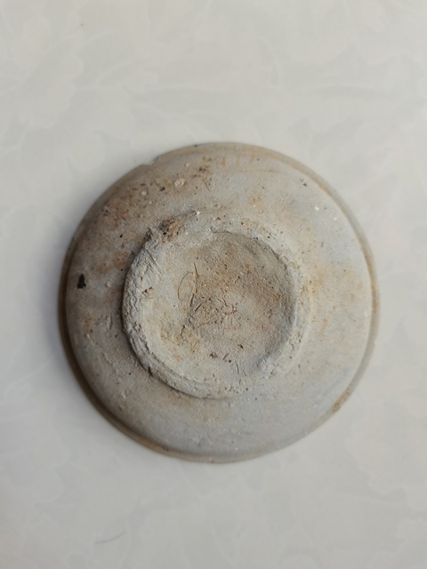 古玩陶瓷越窯原始青瓷弦紋盤拍賣,當前價格0元