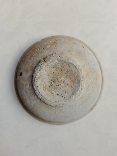 古玩陶瓷越窯原始青瓷弦紋盤拍賣,當前價格0元