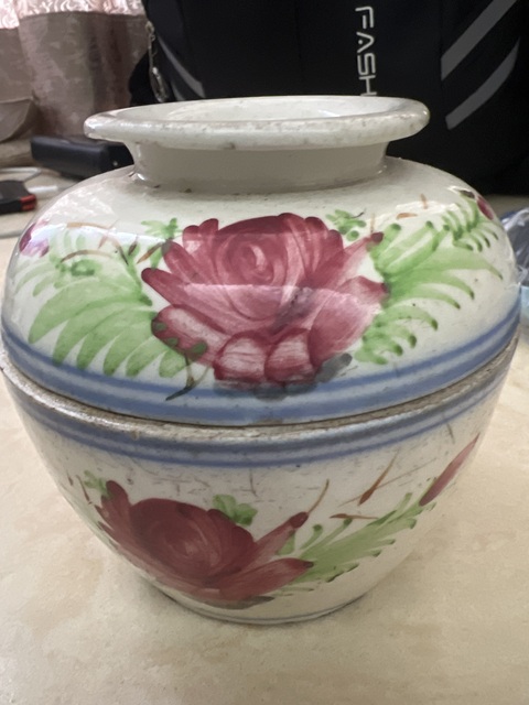 古玩陶瓷粉彩花卉缸真品鑒賞圖