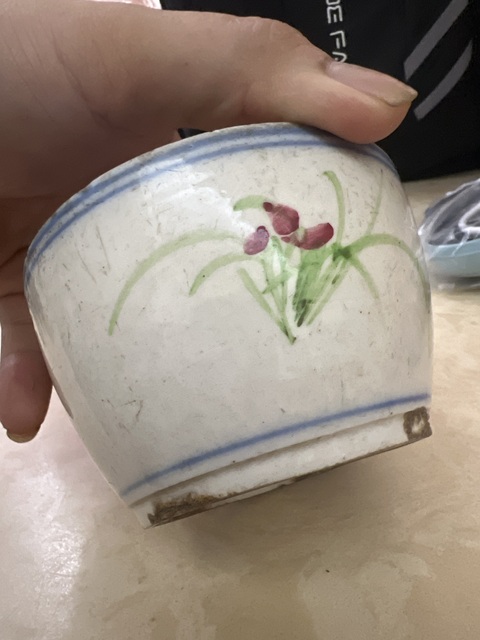 古玩陶瓷粉彩花卉缸真品鑒賞圖