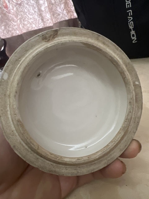古玩陶瓷粉彩花卉缸真品鑒賞圖