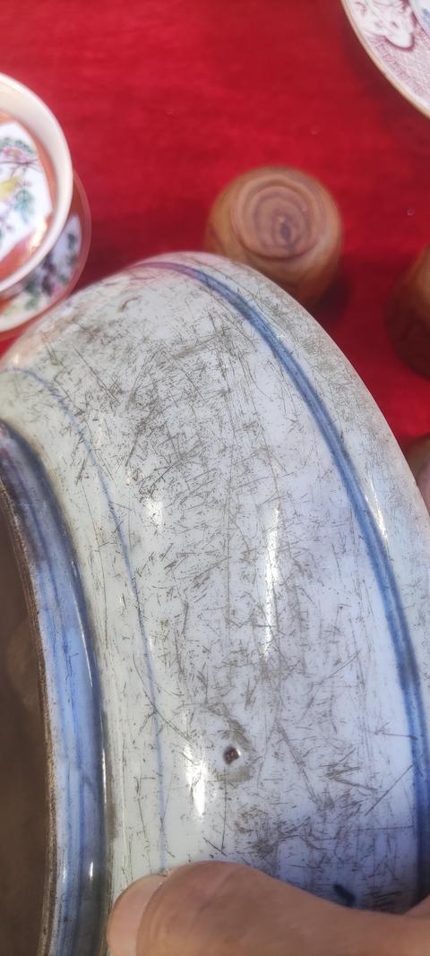 古玩陶瓷壽字紋梵字紋青花盤真品鑒賞圖