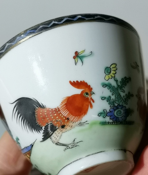 古玩陶瓷大雞圖廣彩杯真品鑒賞圖
