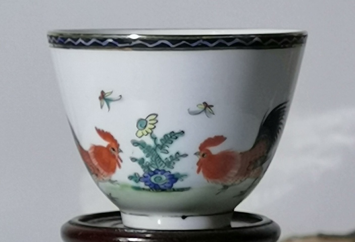 古玩陶瓷大雞圖廣彩杯真品鑒賞圖