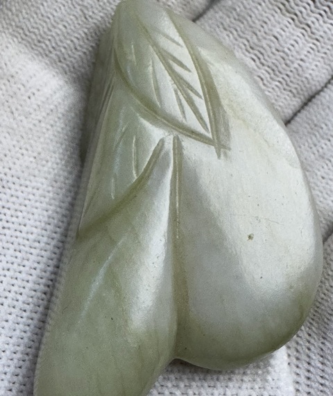 古玩玉器和田玉雕“瓜果墜”真品鑒賞圖
