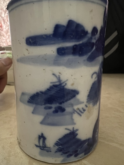 古玩陶瓷青花筆筒真品鑒賞圖