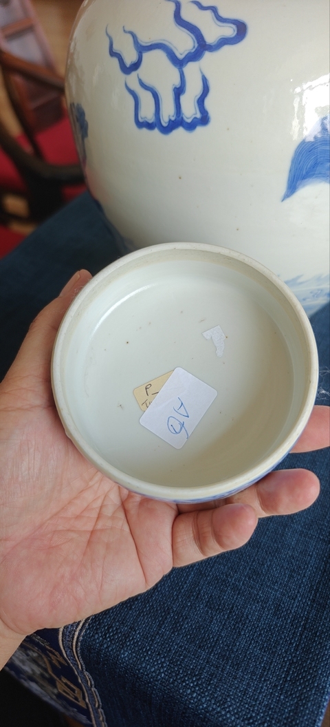 古玩陶瓷青花罐真品鑒賞圖
