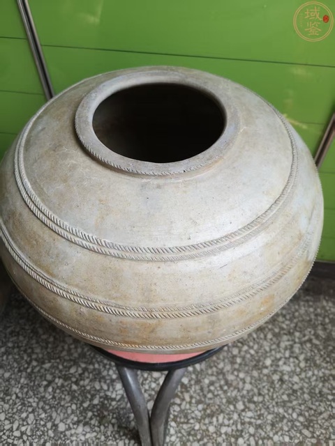 古玩陶瓷秦漢·旋紋三足熊腿倉真品鑒賞圖