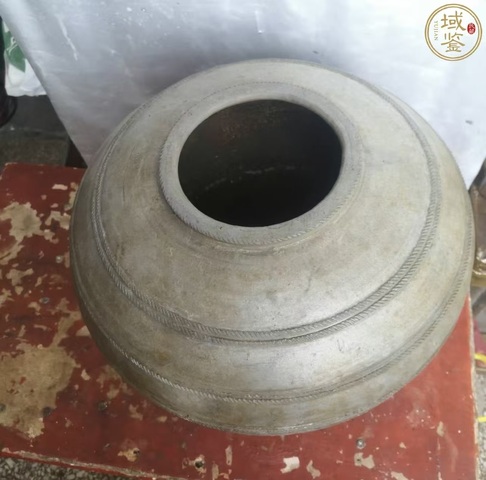 古玩陶瓷秦漢·旋紋三足熊腿倉真品鑒賞圖