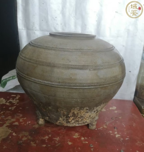 古玩陶瓷秦漢·旋紋三足熊腿倉真品鑒賞圖