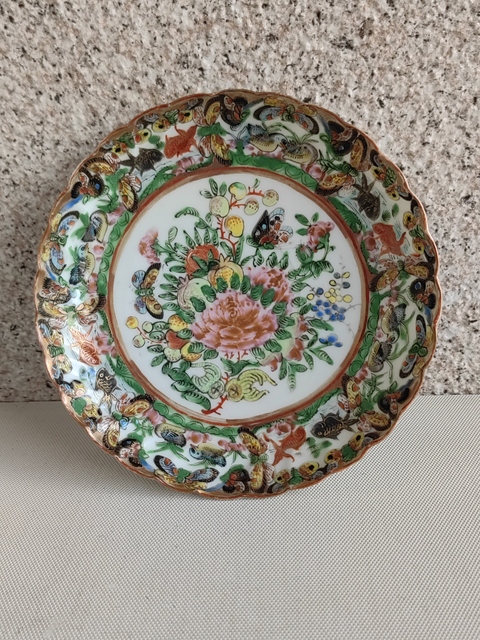古玩陶瓷廣彩蝶戀花紋盤拍賣，當前價格298元