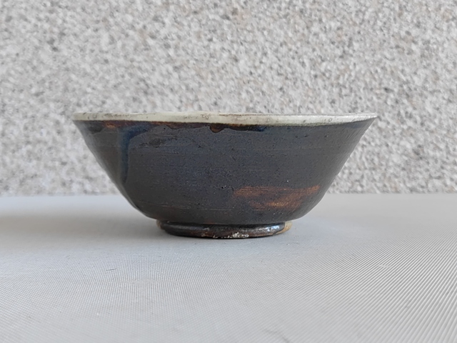 古玩陶瓷磁州窯雙色釉茶碗拍賣，當(dāng)前價格398元