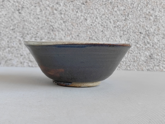 古玩陶瓷磁州窯雙色釉茶碗拍賣，當(dāng)前價格398元