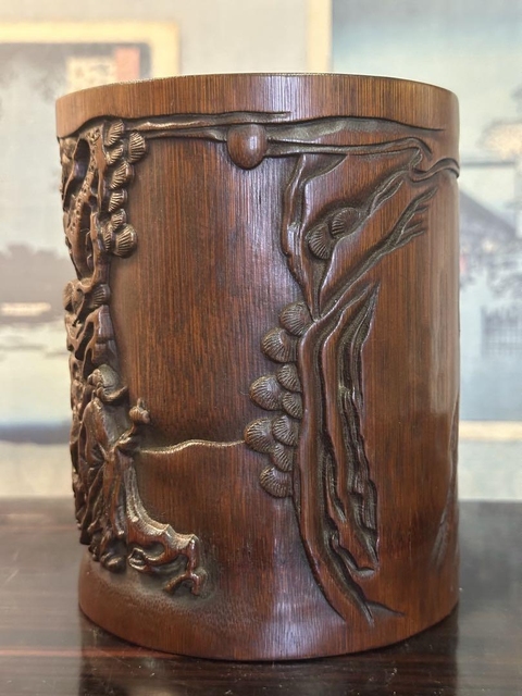 古玩雜項(xiàng)竹雕筆筒真品鑒賞圖