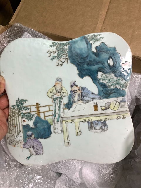 古玩陶瓷粉彩愛鵝圖瓷板真品鑒賞圖