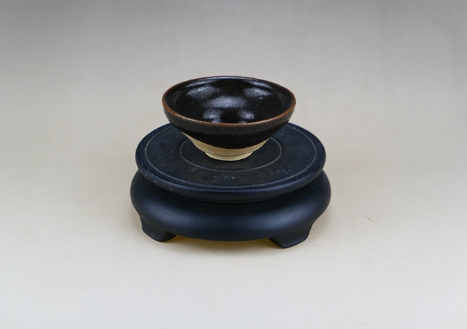 古玩陶瓷南宋.吉州窯黑釉茶盞(高級茶器)拍賣,當前價格0元